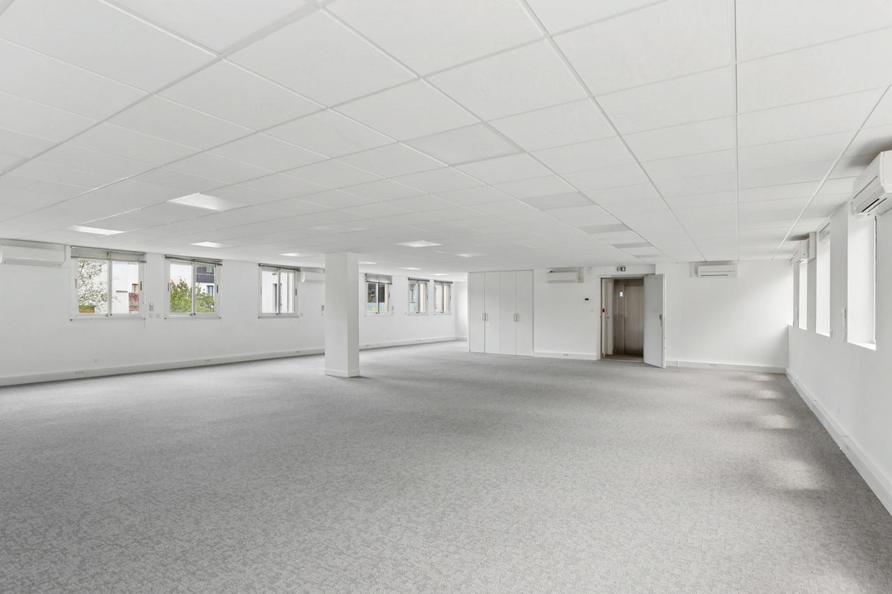 Bureau Issy-les-Moulineaux 377m² Location bureau Issy-les-Moulineaux Hauts-de-Seine OLBUR2531363 6